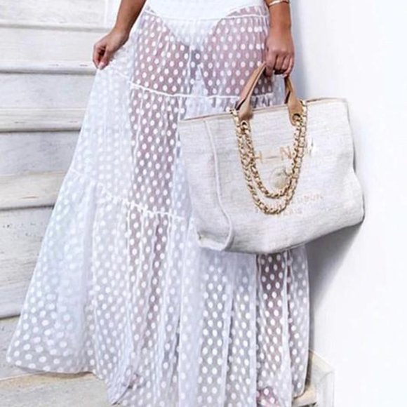 ONLY 1 LEFT! POLKA DOT BEACH SKIRT COVER-UP - Picture 4 of 7